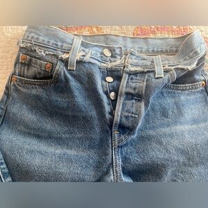 Levi’s Original 501 High Rise Cropped Jeans Contrast Waist W25 L26
